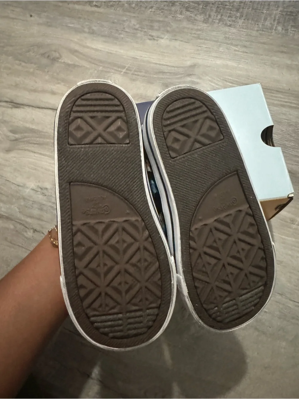 Converse adorable kids
